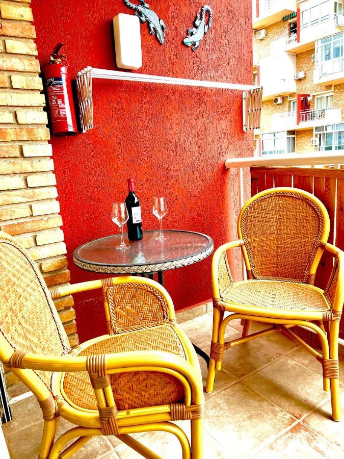 Studio Touristique Iris Apartamento Benalmádena Exterior foto